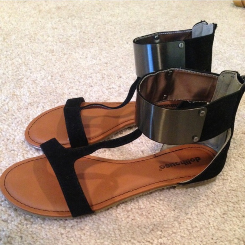 Dollhouse Bloom Sandals